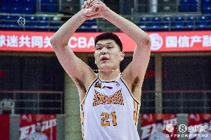 准绝杀！刘传兴关键时刻空接得手 全场只拿到2分价值连城