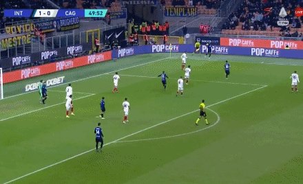 1639346778804094643.gif